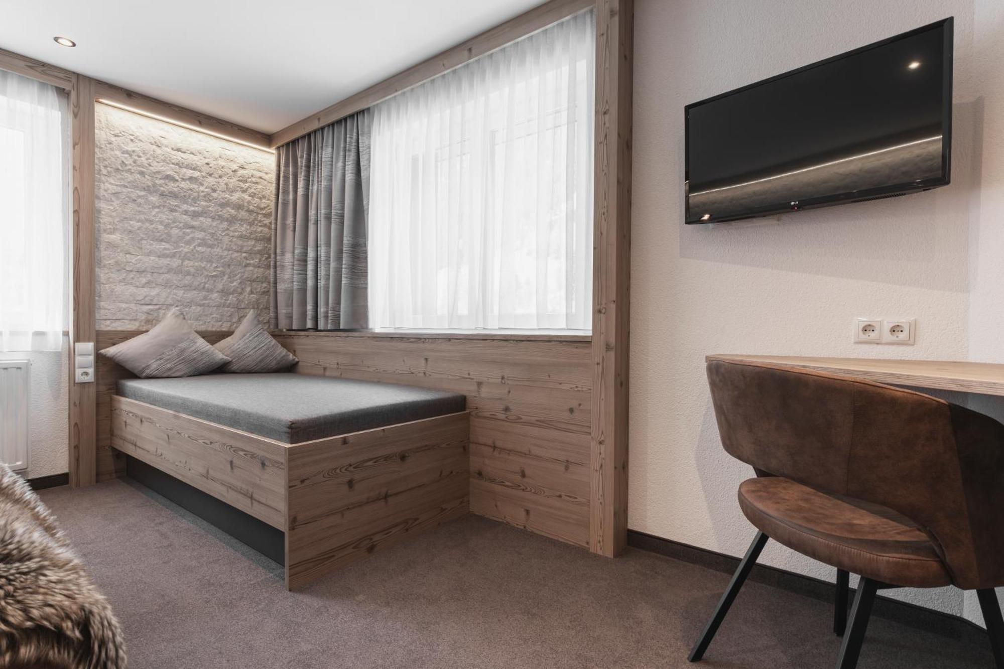 Birkheim Hotel Ишгъл Стая снимка